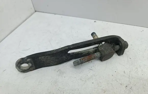 Mitsubishi Space Star Alternator belt tensioner 