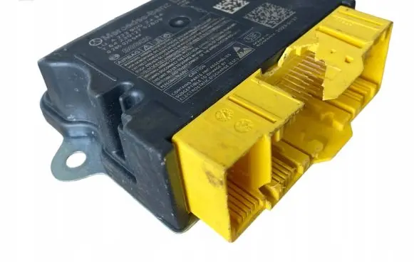 Mercedes-Benz S W223 Airbag control unit/module A2239002434