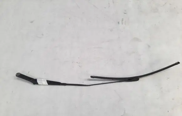 Audi A6 C7 Front wiper blade arm 4G1955408D