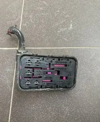 Skoda Octavia Mk2 (1Z) Fuse box set 1K0937700A 15345281