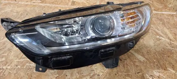 Ford Mondeo MK V Headlight/headlamp DS7313W030AE