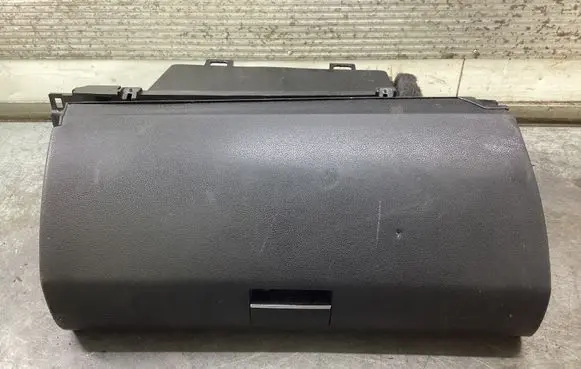 Mercedes-Benz A W169 Glove box 1005483