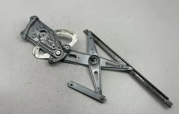Renault Scenic III - Grand scenic III Front window lifting mechanism without motor 966036102