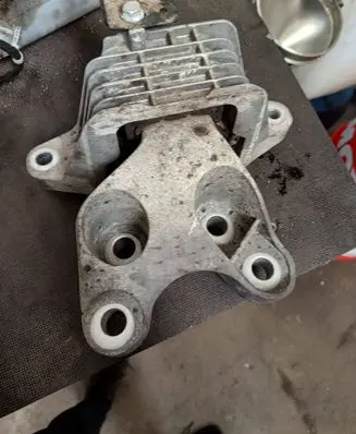 Opel Insignia B other engine part 84254937