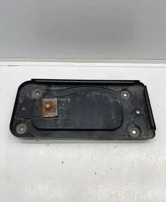 Battery tray