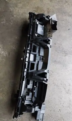 Top upper radiator support slam panel
