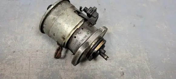 Seat Cordoba (6K) Spark distributor cap 030905205AE