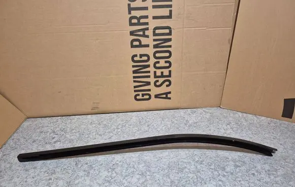 Volkswagen Transporter - Caravelle T5 Sliding door upper top rail 7E0843860A