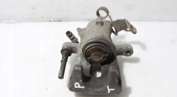 Opel Astra H Rear brake caliper
