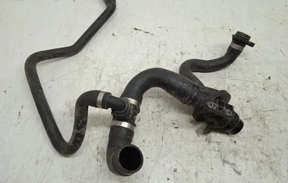 Thermostat/thermostat housing