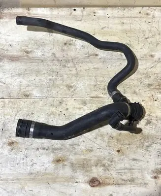 BMW 1 E81 E87 Engine coolant pipe/hose 7796869 7525641 PA66GF30