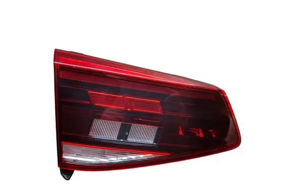 Volkswagen PASSAT B8 Tailgate rear/tail lights 3G9945093H