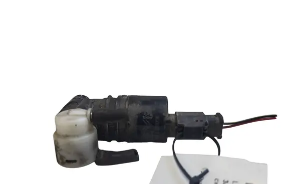 Citroen DS5 Windscreen/windshield washer pump 9643447980
