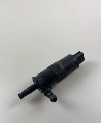 Porsche Cayenne (92A) Headlight washer pump 3B7955681 1HB3