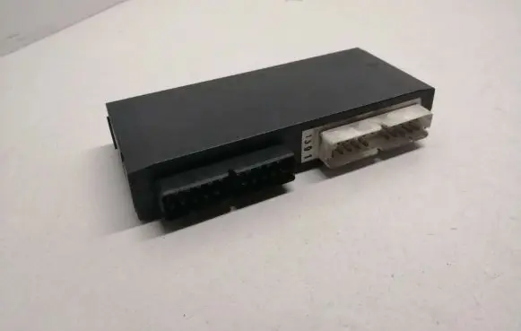 BMW 5 E34 Comfort/convenience module 606140K012 61351379741