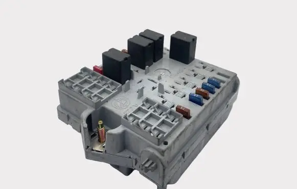 Alfa Romeo 147 Fuse module 51742419 46558759