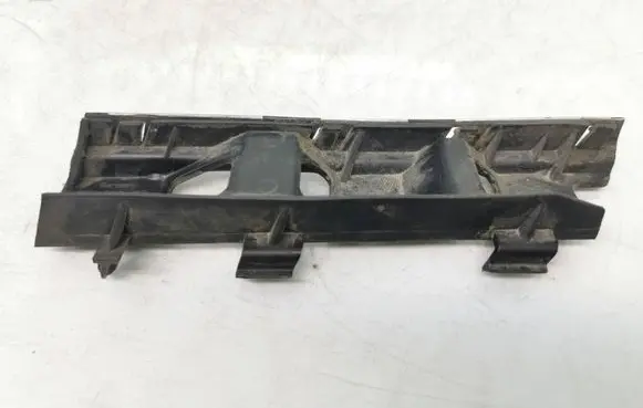 Volkswagen PASSAT B6 Front bumper mounting bracket 3C0807183
