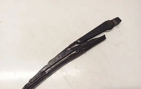 Ford Focus Rear wiper blade arm 