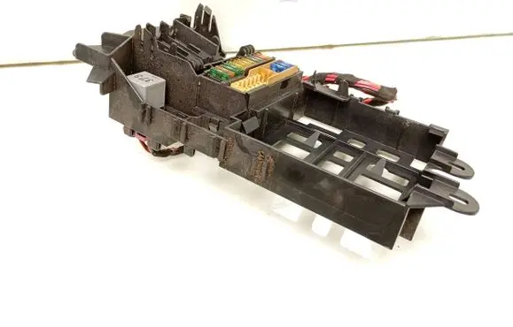 Audi A6 S6 C6 4F Fuse module 4F0971845A 8d0951253a V23134-b52-x301
