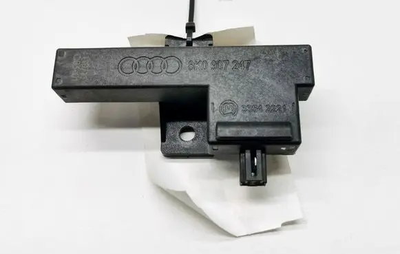 Audi A8 S8 D4 4H Aerial GPS antenna 8K0907247