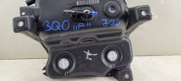 Skoda Superb B8 (3V) AdBlue liquid reservoir 3Q0131877F