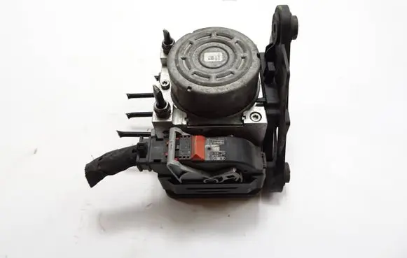 Volkswagen PASSAT B8 ABS Pump 3Q0614517Q 10022006104