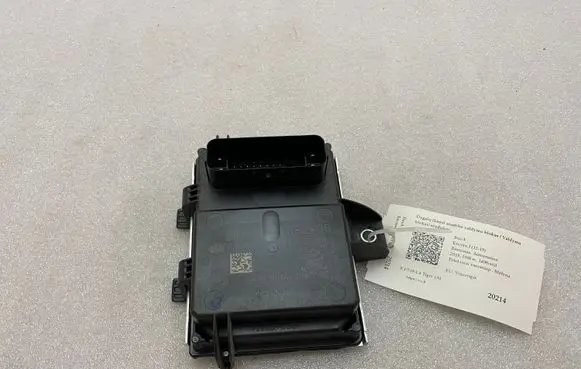 Buick Encore I Fuel injection pump control unit/module 84082495