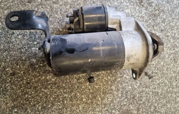 Opel Vectra C Starter motor 