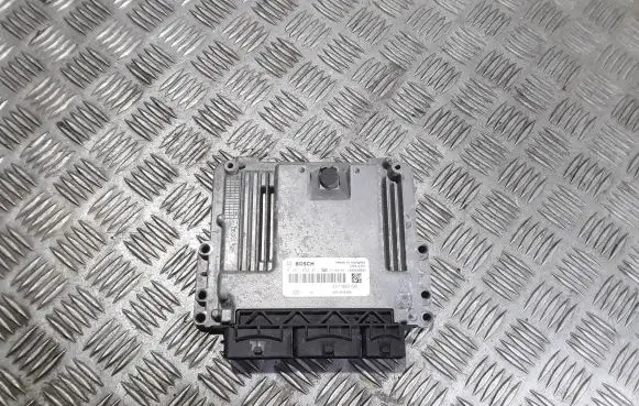 Dacia Dokker Engine control unit/module 0281032811 237106319R
