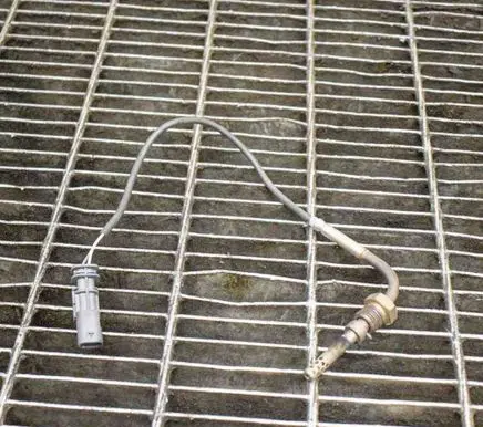 Volvo V40 Oil temperature sensor 31430937