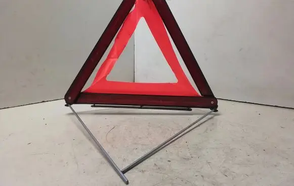Mercedes-Benz B W245 Emergency warning sign A1718900197