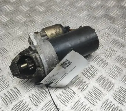 BMW 3 E90 E91 Starter motor 7589350 001138002