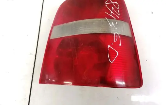 Volkswagen Touran I Rear/tail lights