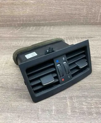BMW 3 E90 E91 Rear air vent grill 7210639