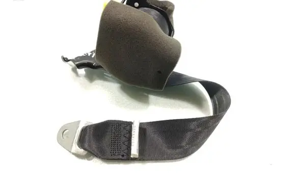Mazda 6 Rear seatbelt T89493T
