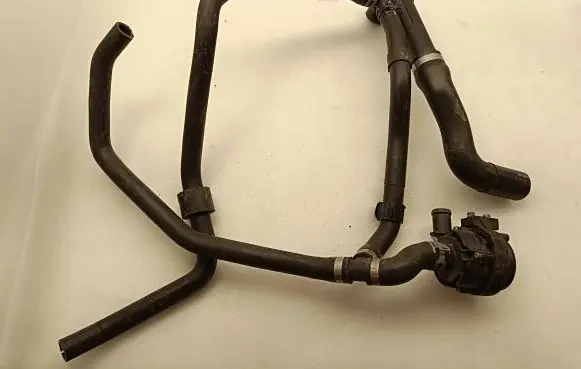 Volkswagen Golf VII Engine coolant pipe/hose 5G0965567 0392023209 5N0122109AE