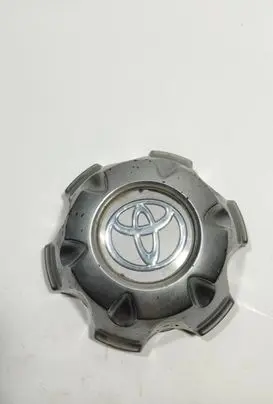 Toyota Hilux (AN10, AN20, AN30) Original wheel cap IMV01