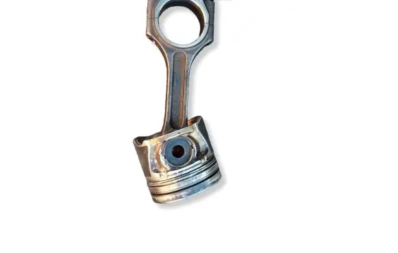 Hyundai Santa Fe Piston with connecting rod D4EA