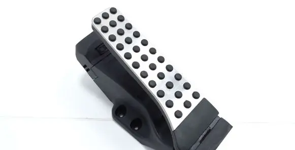 Mercedes-Benz EQC Accelerator throttle pedal A2533002000