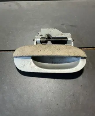 BMW 7 E38 Front door exterior handle 