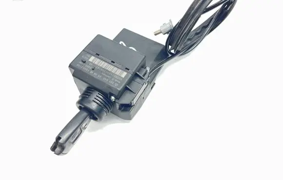 Mercedes-Benz C W203 Ignition lock 2035450508