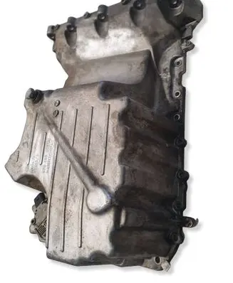 Volkswagen Touareg I Oil sump 576130 070103603H