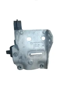 BMW 7 F01 F02 F03 F04 Radiator mount bracket 7186514