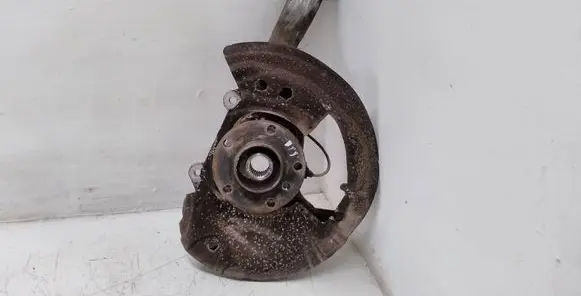 BMW X5 E70 Front wheel hub spindle knuckle 6773784 16193510R