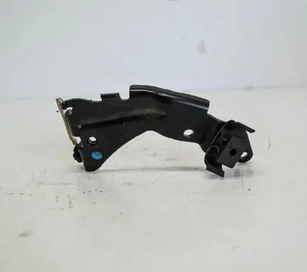 Volkswagen PASSAT B7 Other engine bay part 03L103357K