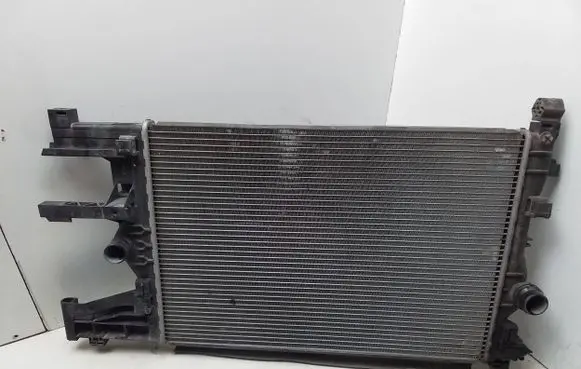 Opel Astra J Coolant radiator 13267655