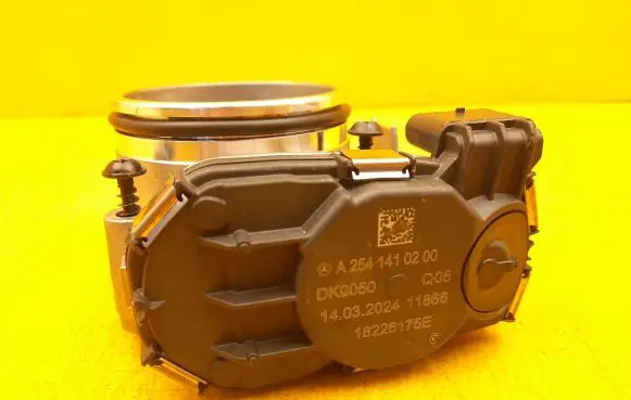 Mercedes-Benz C W206 Throttle body valve A2541410200