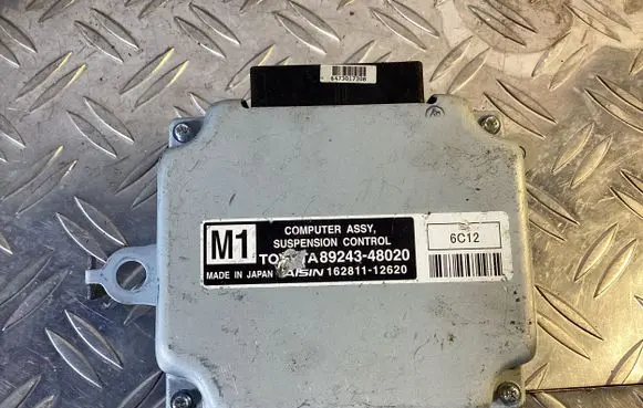 Lexus RX 450H Suspension control unit/module 8924348020