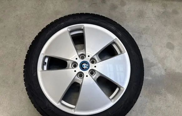 BMW i3 R19 alloy rim 6852053