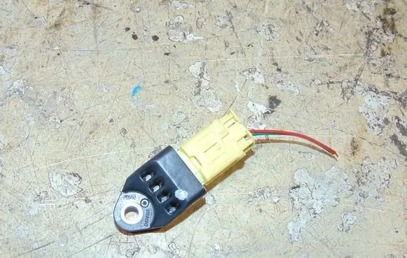 Subaru Legacy Airbag deployment crash/impact sensor 98237AJ000